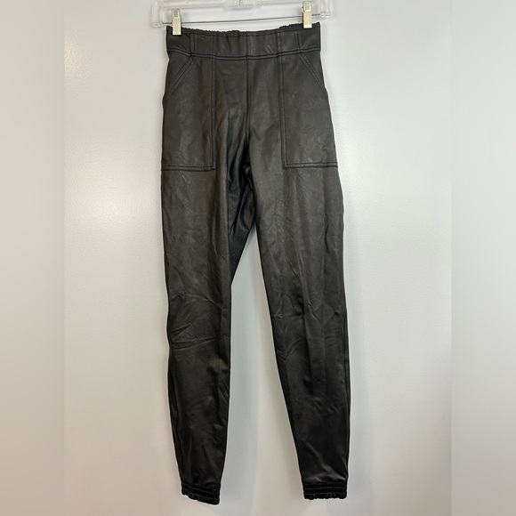 SPANX Faux Leather Black Jogger Pants Vegan Size XS - Picture 3 of 12